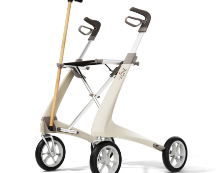 Carbon light rollator
