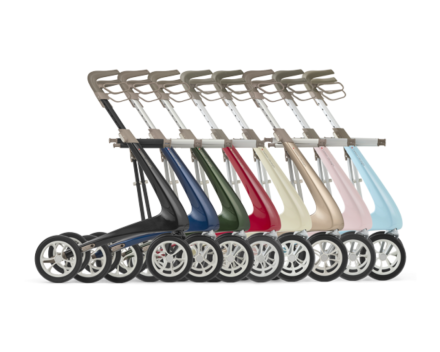 Carbon light rollator