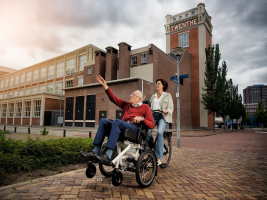 Specials fietsen  rolstoelfiets 